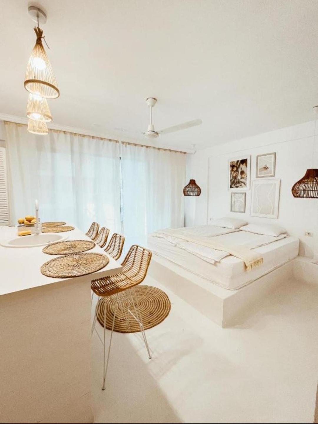 Studio Beach Residence Неводарі Екстер'єр фото